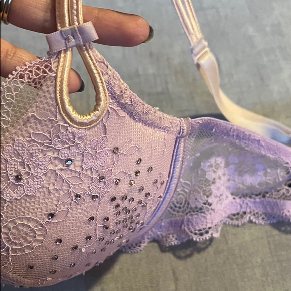 Victoria's Secret Lavender Embellished Bra - Picture 4 of 5
